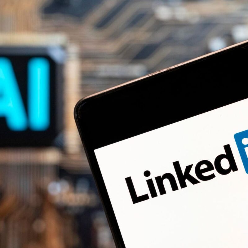 LINKEDIN 2024: OTTIMIZZARE IL PROFILO E CERCARE LAVORO LINKEDIN 2024: OTTIMIZZARE IL PROFILO E CERCARE LAVORO