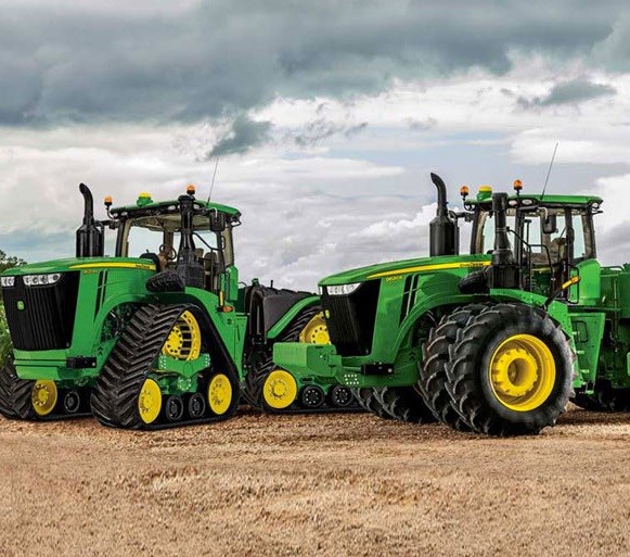 ADDETTO ALLA CONDUZIONE DI TRATTORI AGRICOLI O FORESTALI (GOMMATI E CINGOLATI) ADDETTO ALLA CONDUZIONE DI TRATTORI AGRICOLI O FORESTALI (GOMMATI E CINGOLATI)
