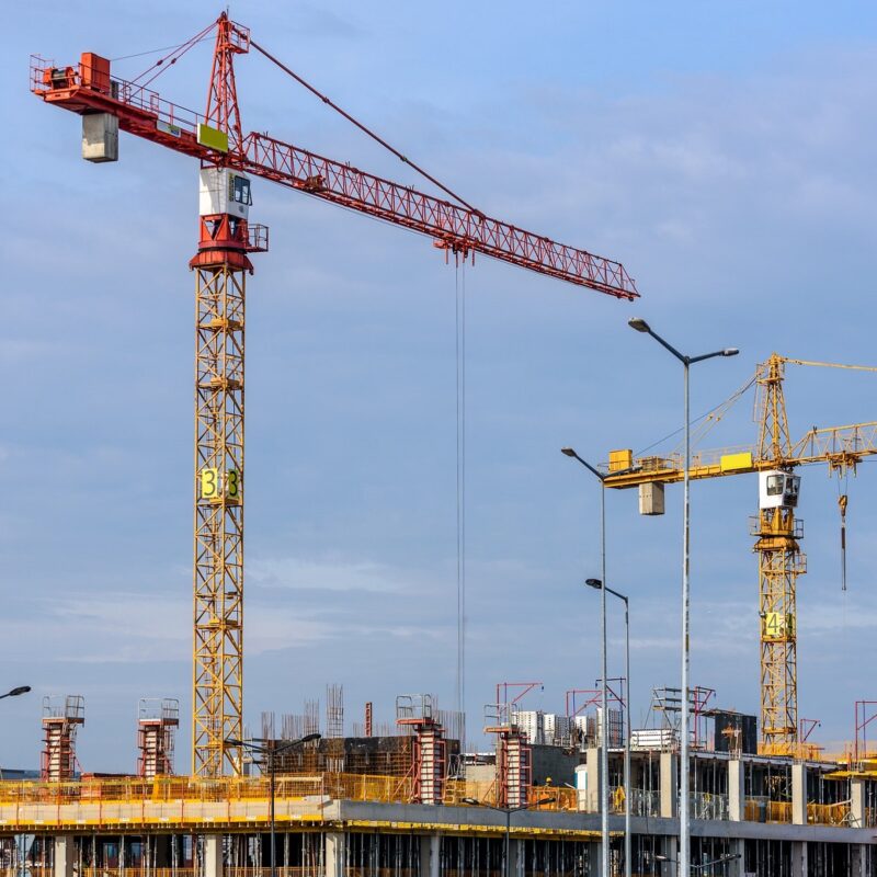 GRU A TORRE (SIA A ROTAZIONE IN BASSO CHE A ROTAZIONE IN ALTO) GRU A TORRE (SIA A ROTAZIONE IN BASSO CHE A ROTAZIONE IN ALTO)