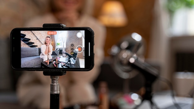 VIDEOMAKING PROFESSIONALE DA SMARTPHONE VIDEOMAKING PROFESSIONALE DA SMARTPHONE