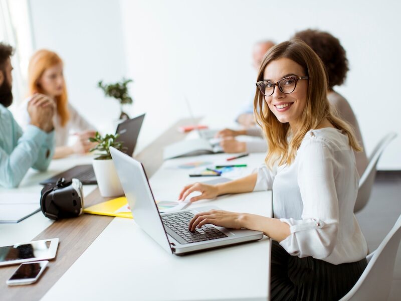 AGGIORNAMENTO – FORMAZIONE LAVORATORI RISCHIO BASSO AGGIORNAMENTO – FORMAZIONE LAVORATORI RISCHIO BASSO