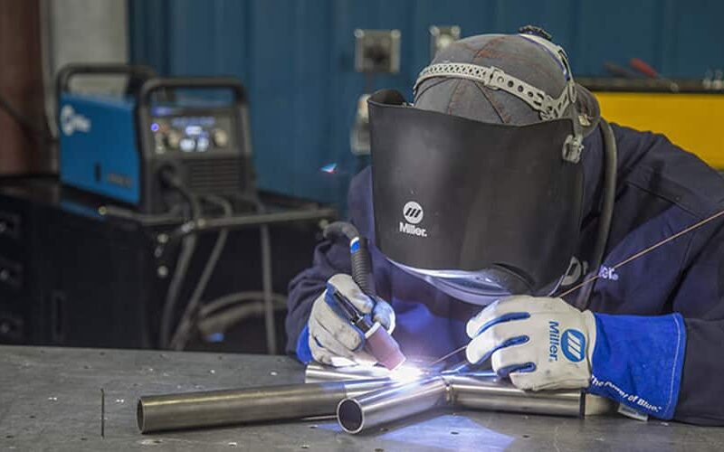 OPERATORE DI SALDATURA OPERATORE DI SALDATURA