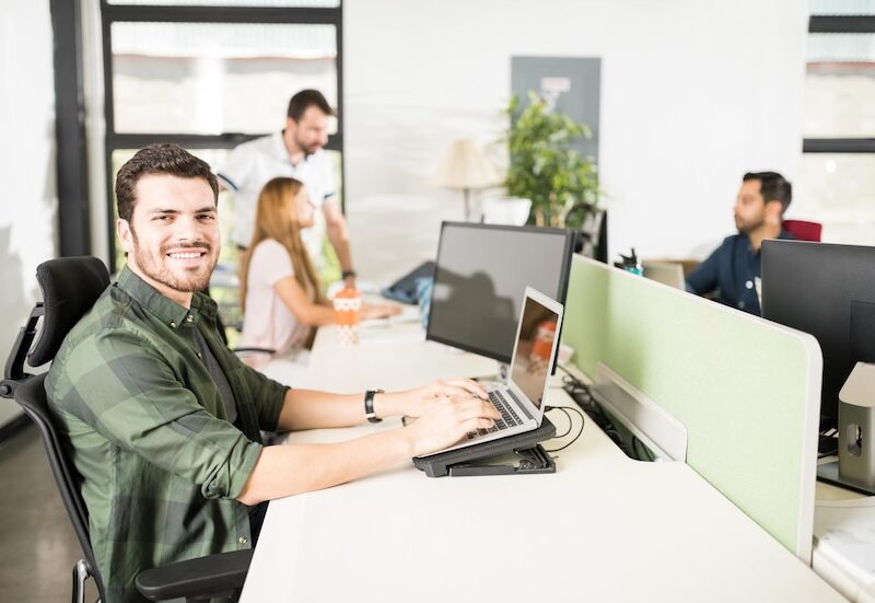 COMPETENZE DIGITALI DI BASE COMPETENZE DIGITALI DI BASE