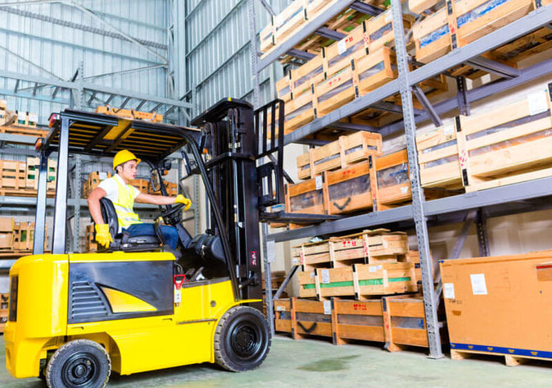 ADDETTO ALLA CONDUZIONE DI CARRELLI ELEVATORI SEMOVENTI ADDETTO ALLA CONDUZIONE DI CARRELLI ELEVATORI SEMOVENTI